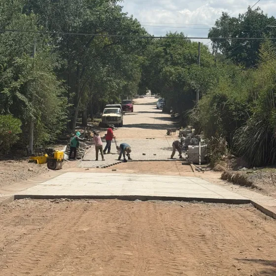 Ejecución de adoquín y cordón cunetas
